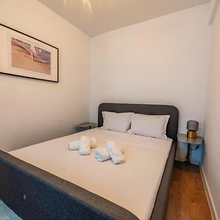 Apartament 812 B2