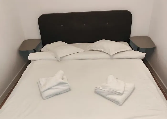 812 B2 부쿠레슈티